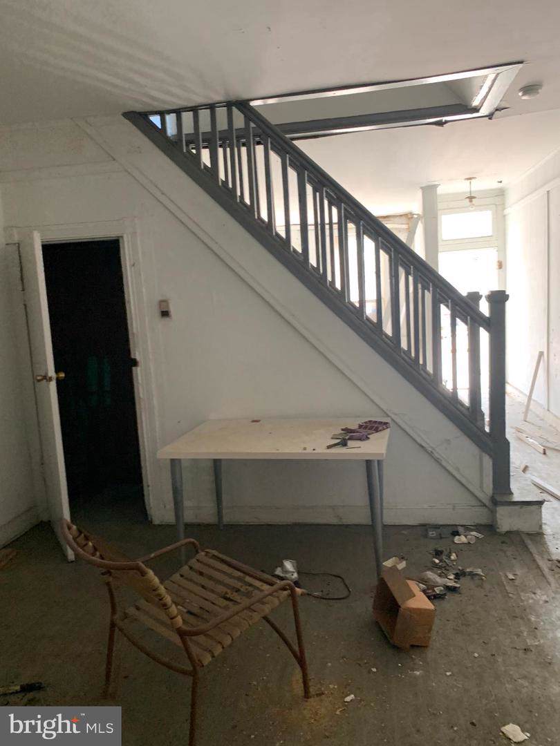 2044 Wilkens Avenue - Photo 1