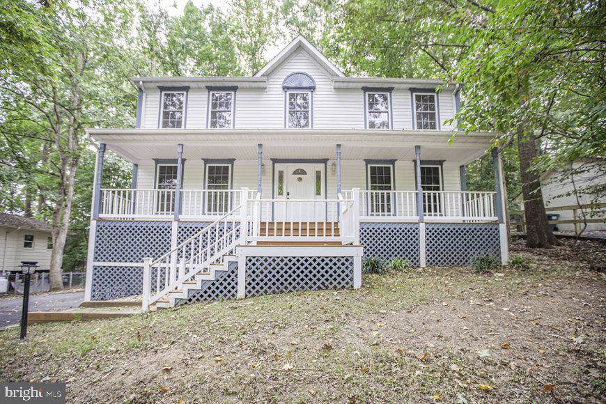 1033 Isabella Drive - Photo 1