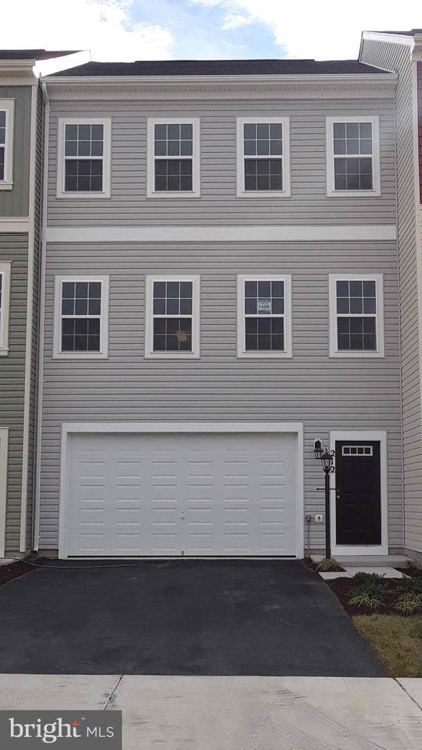 212 Parkland Drive - Photo 1