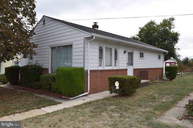 303 Walton Avenue - Photo 1