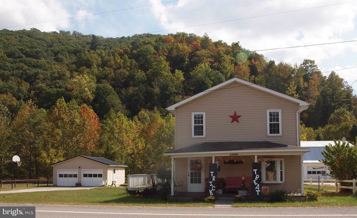 2909 Mt. Freedom Drive - Photo 1