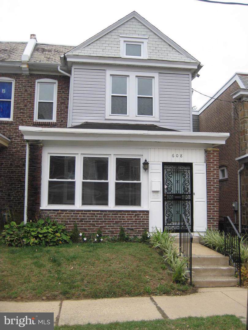 608 26TH Street - Photo 1