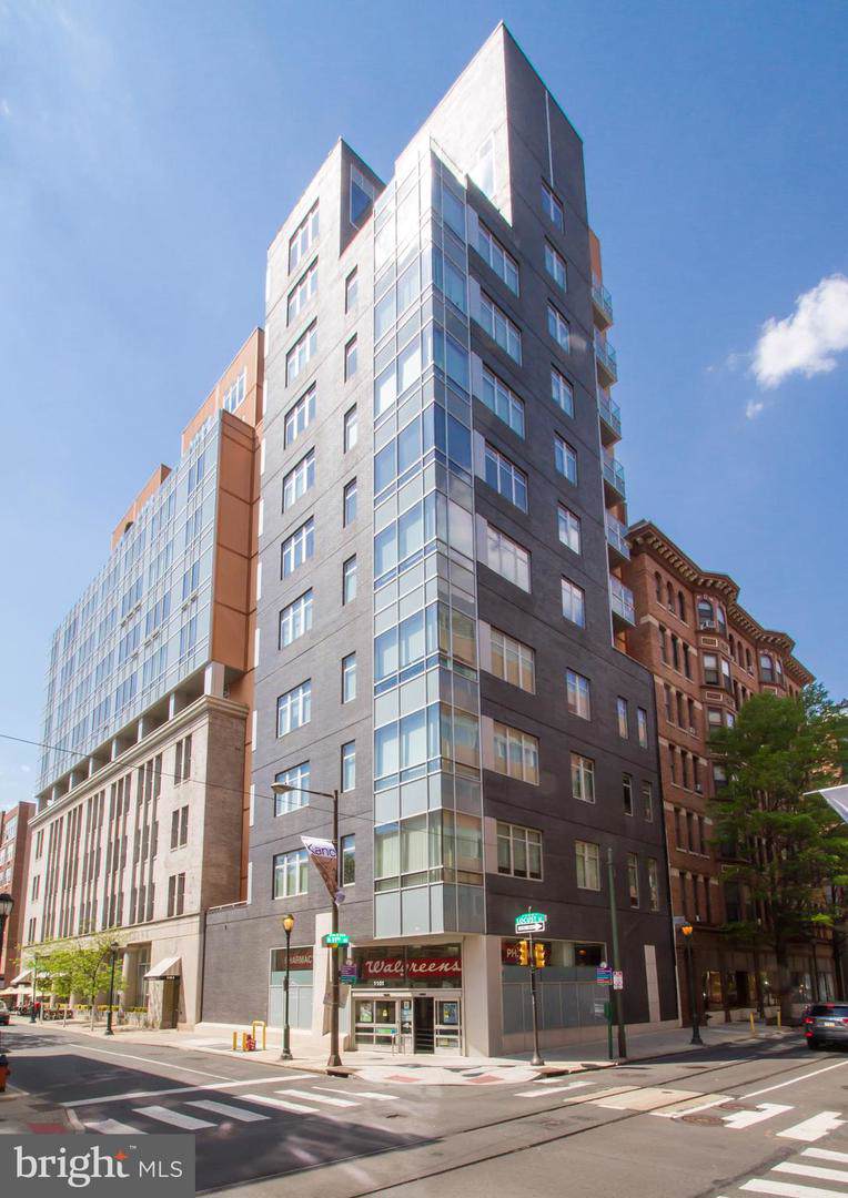 1101 Locust Street - Photo 1