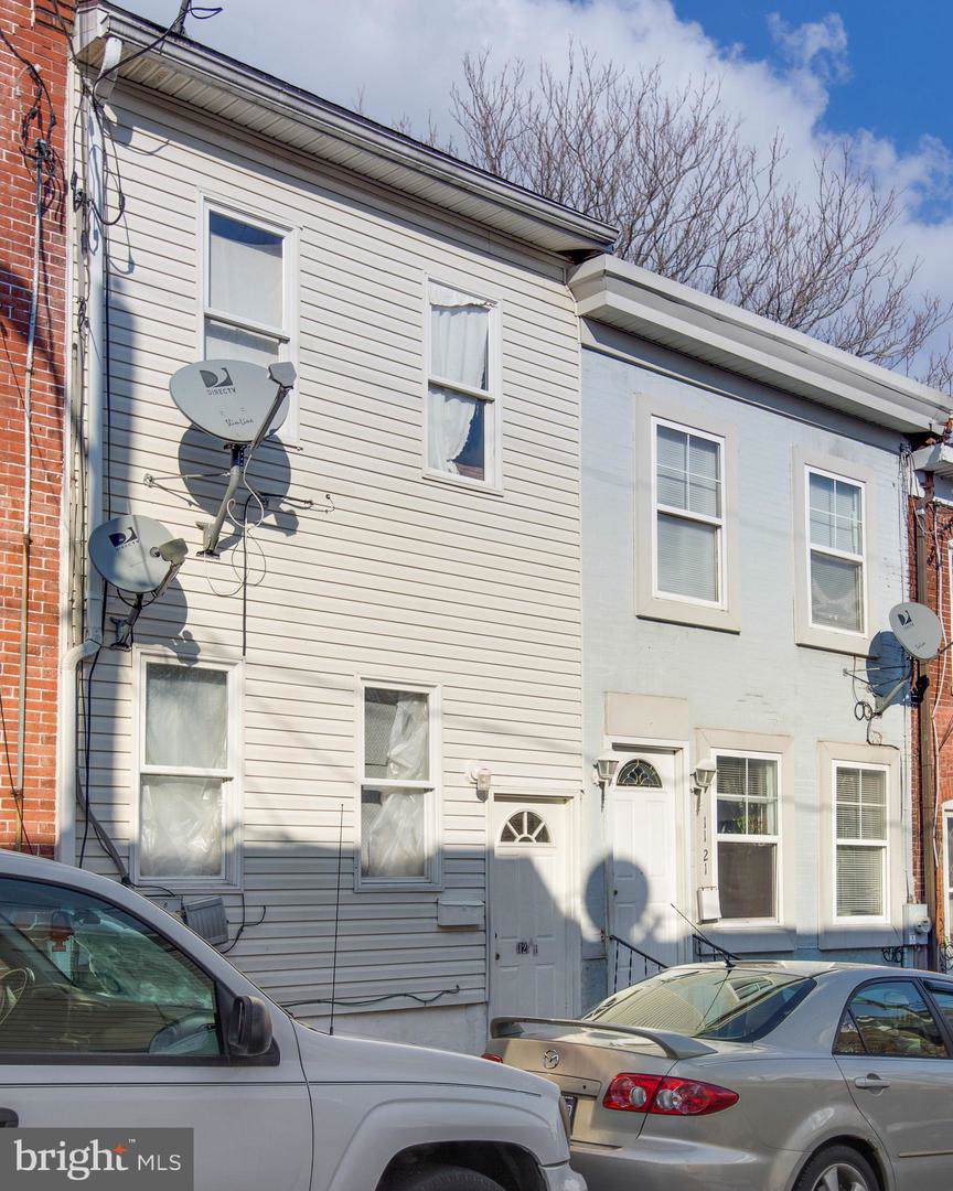 1121 1/2A Pleasant Street - Photo 1