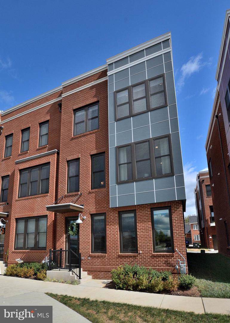 9209 Central Green Street - Photo 1