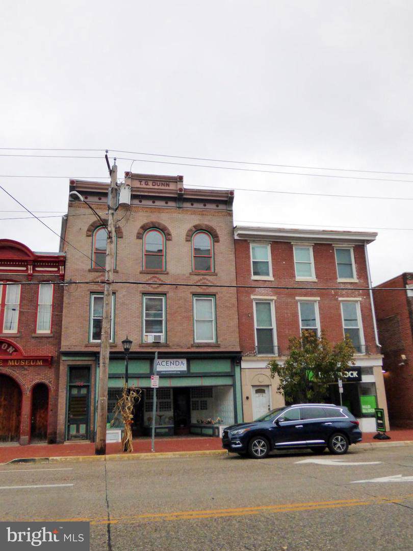 168 Broadway - Photo 1