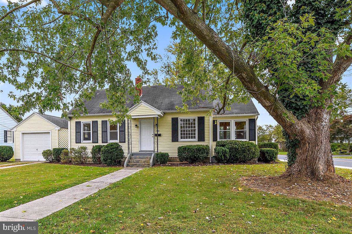 502 William Street - Photo 1