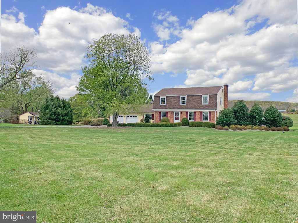 33 Bowne Station Road - Photo 1