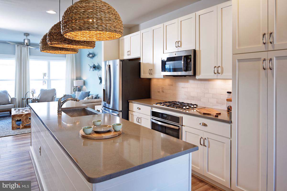 150 Lejeune Way - Photo 1