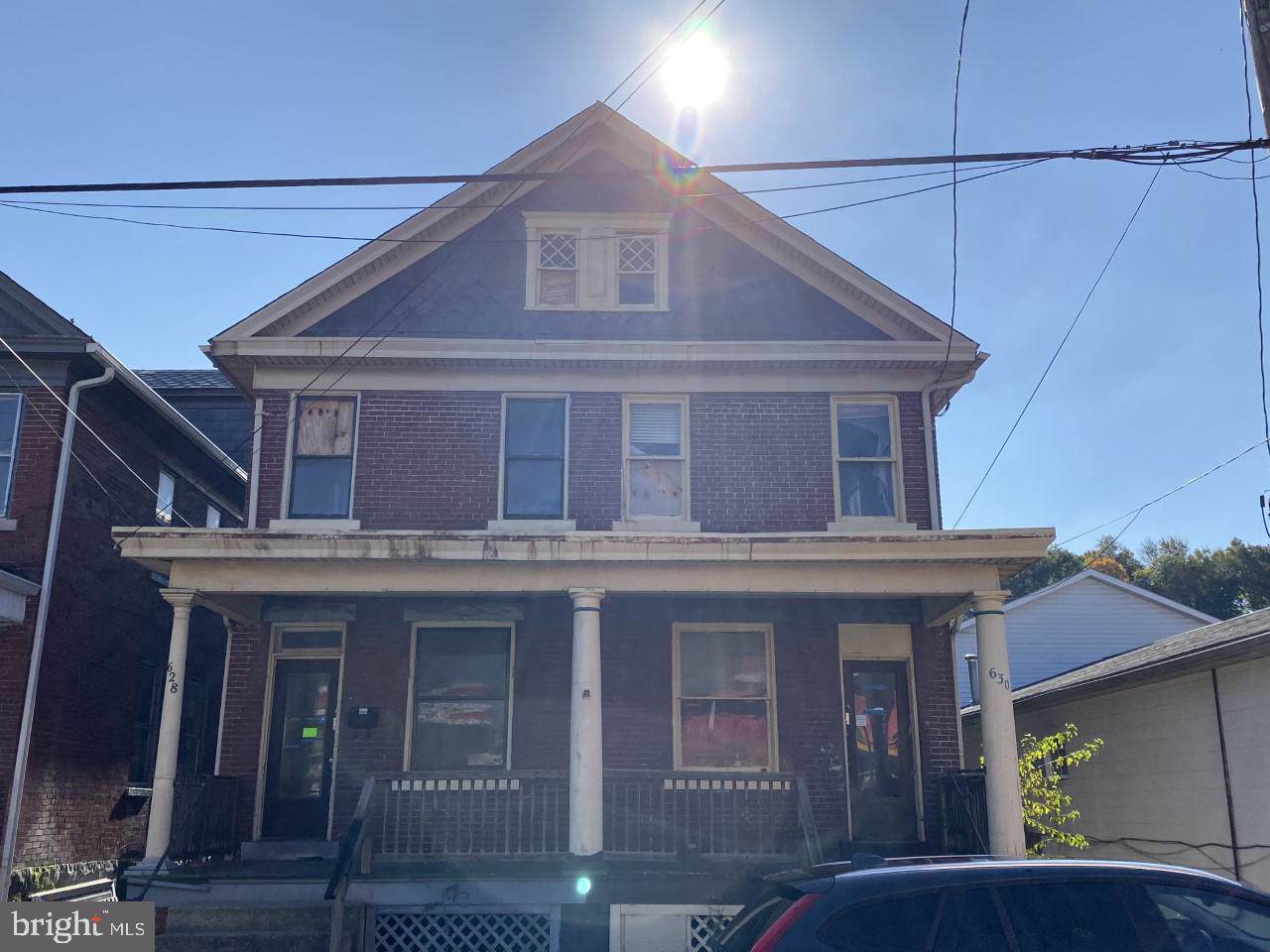 628-630 Centre Street - Photo 1