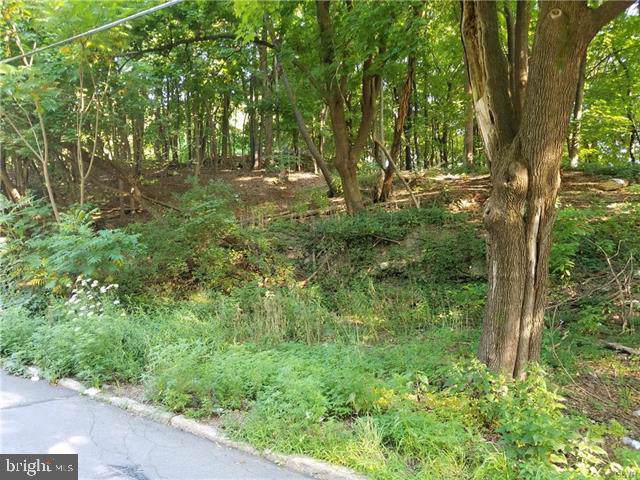 415 9TH STREET - Photo 1