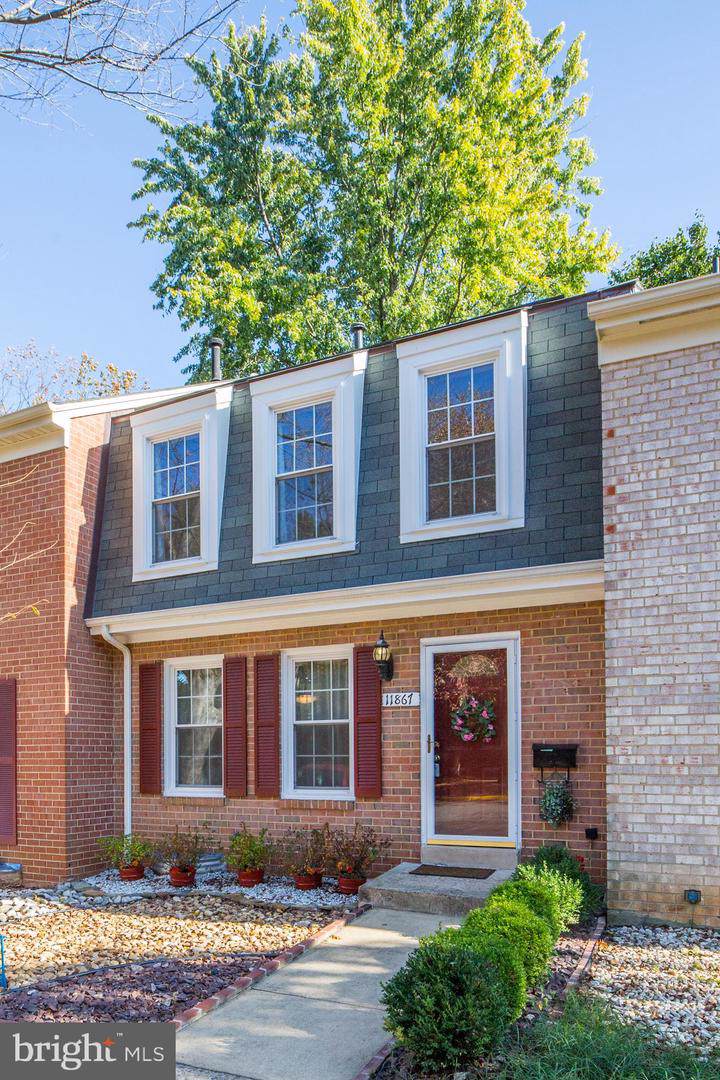 11867 Dunlop Court - Photo 1