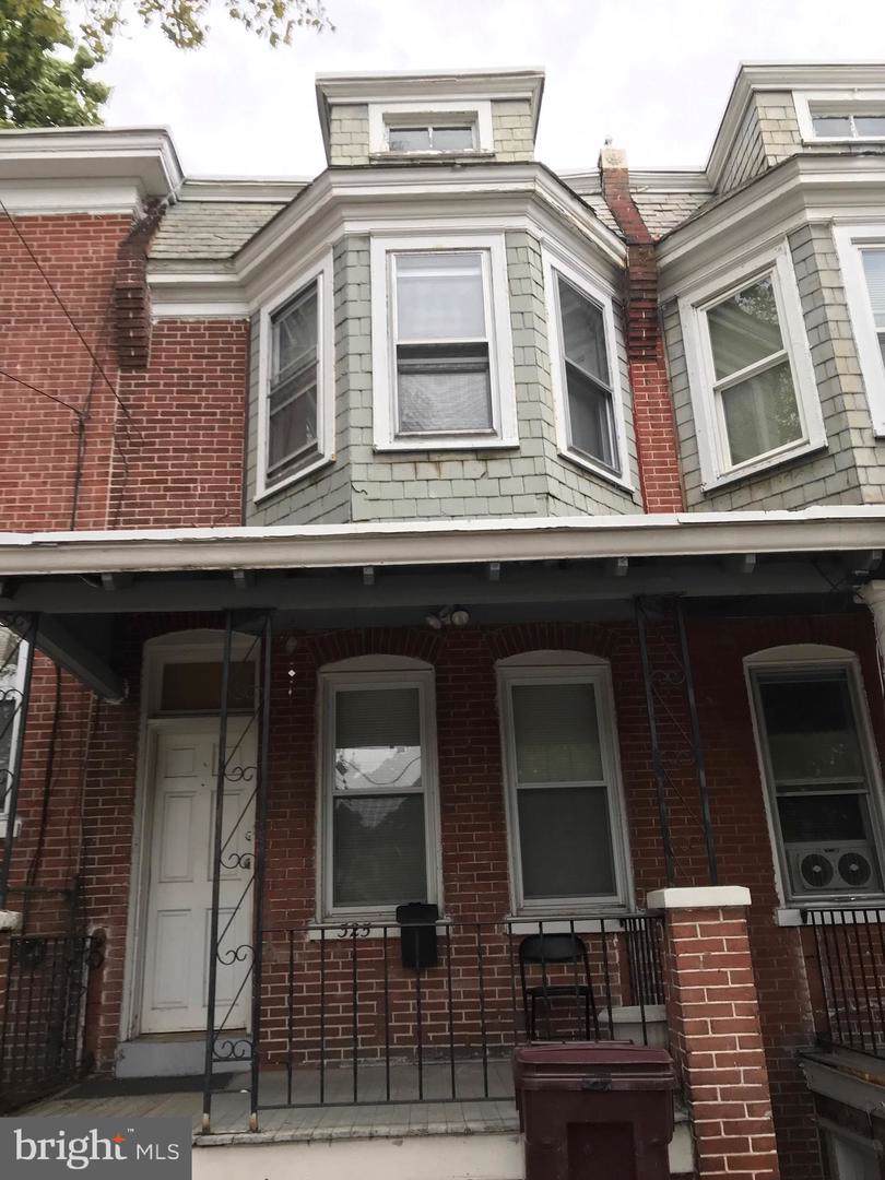 325 23RD Street - Photo 1