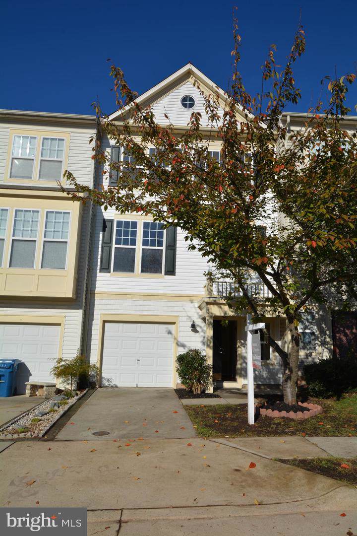 18148 Mill House Square - Photo 1