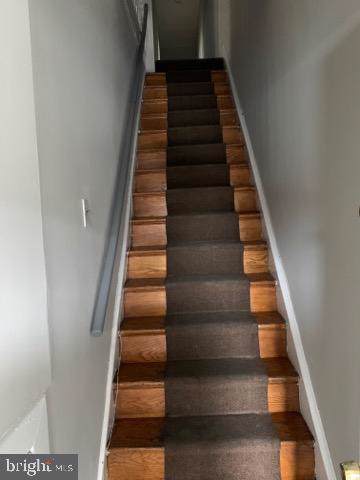 5424 Walnut Street - Photo 1