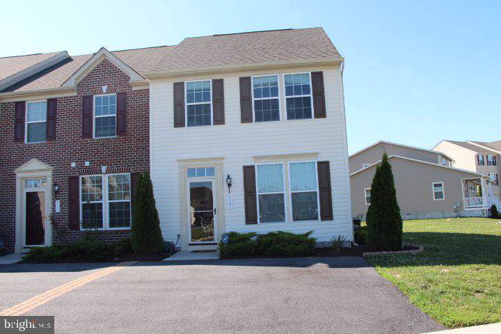 727 Wye Oak Drive - Photo 1