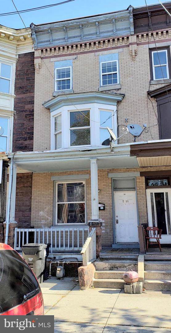 2411 6TH Street - Photo 1