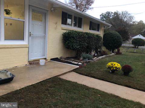 9627 Narragansett Parkway - Photo 1