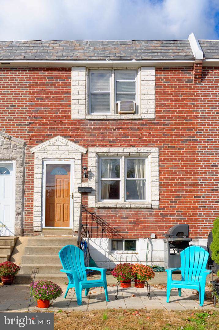 2355 Bond Avenue - Photo 1