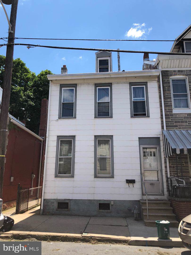 1752 Cotton Street - Photo 1