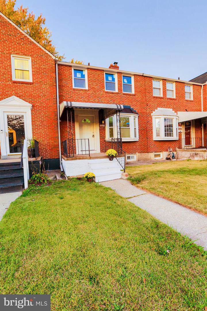 2062 Belvedere Avenue - Photo 1