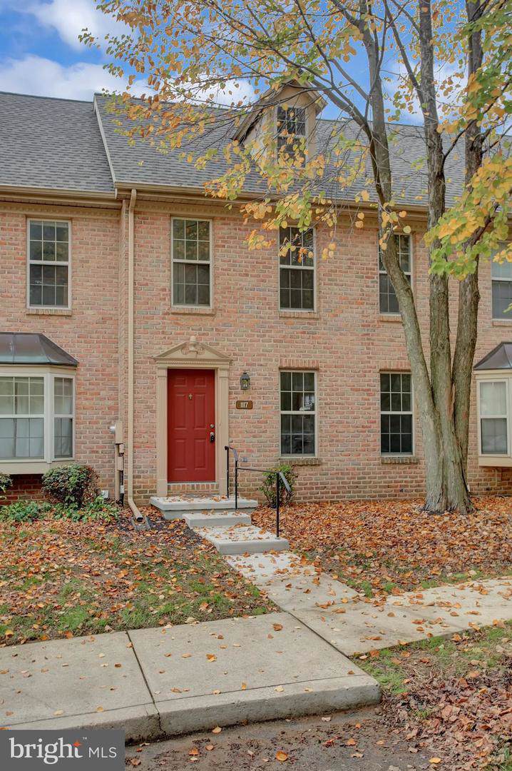 1117 Skyview Drive - Photo 1