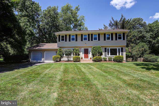42 Van Wyck Drive - Photo 1