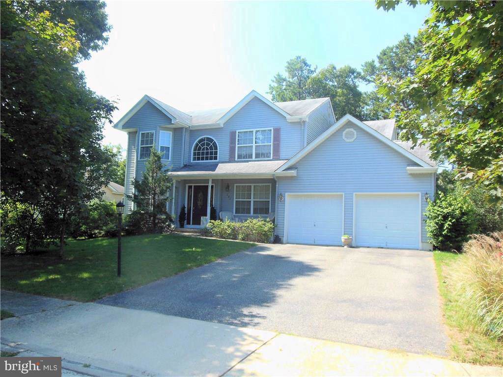191 Willets Avenue - Photo 1