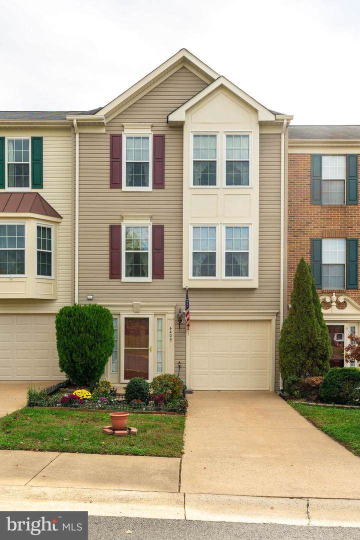 4405 Whisper Hill Court - Photo 1