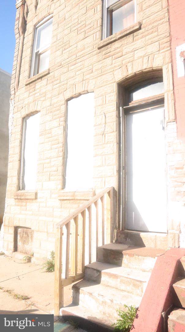 2204 Cleveland Street - Photo 1