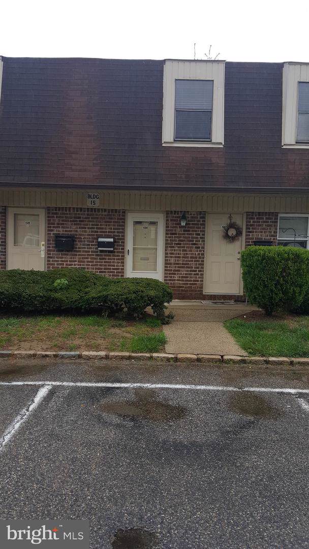 1508 Silver Court - Photo 1