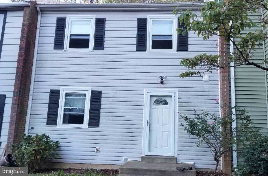 9411 Fairleigh Court - Photo 1