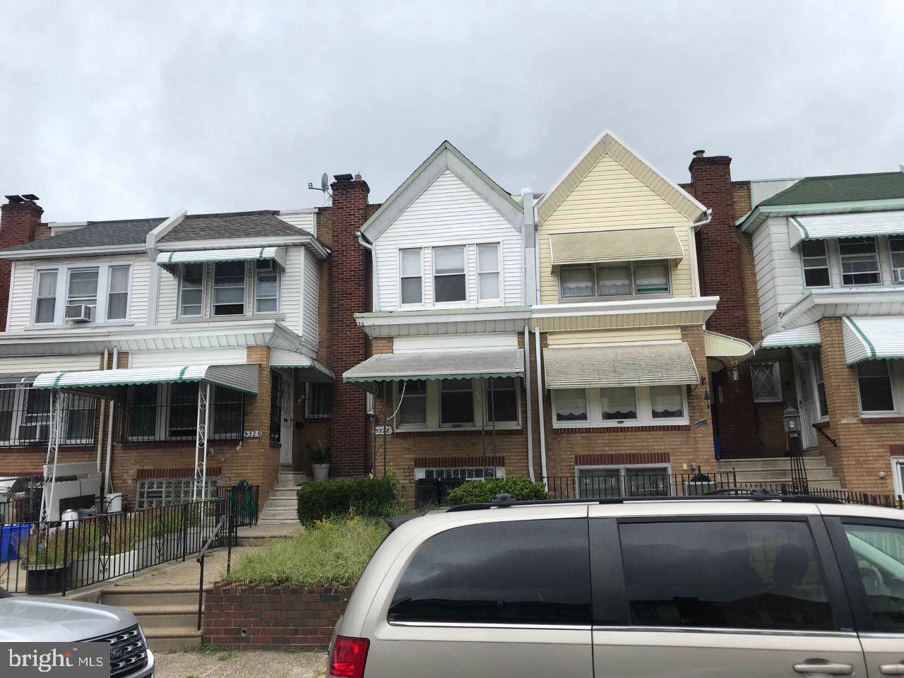 5328 Howland Street - Photo 1