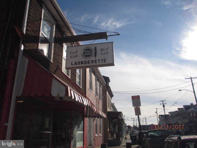 372 10TH Street - Photo 1