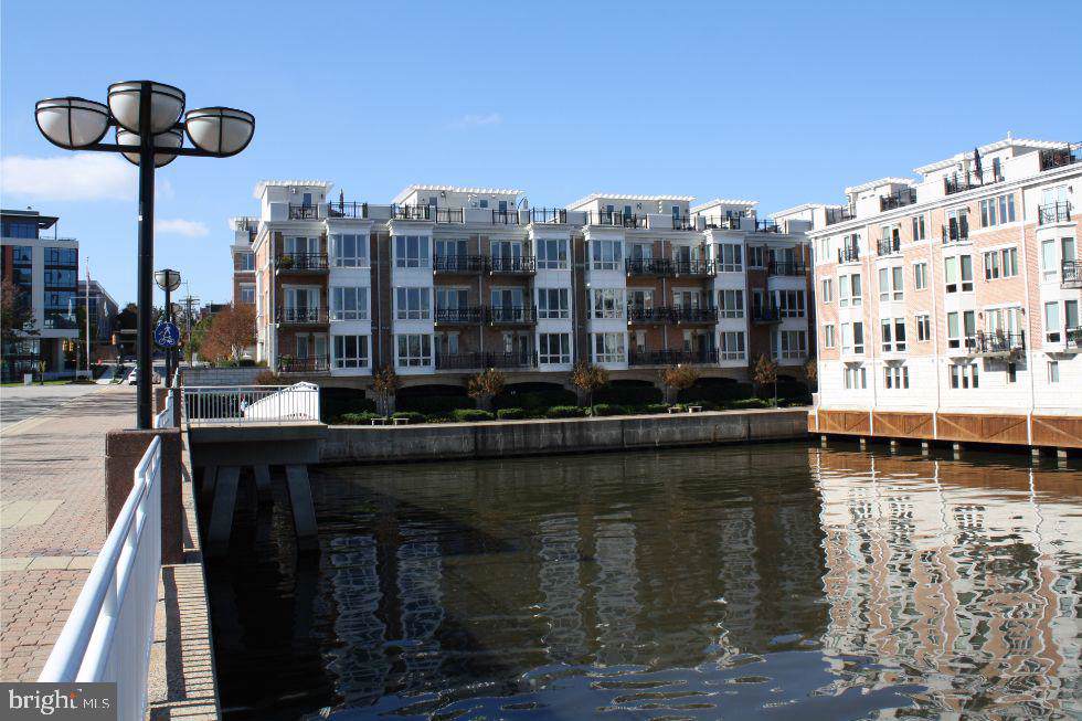 1031 Pier Pointe Landing - Photo 1