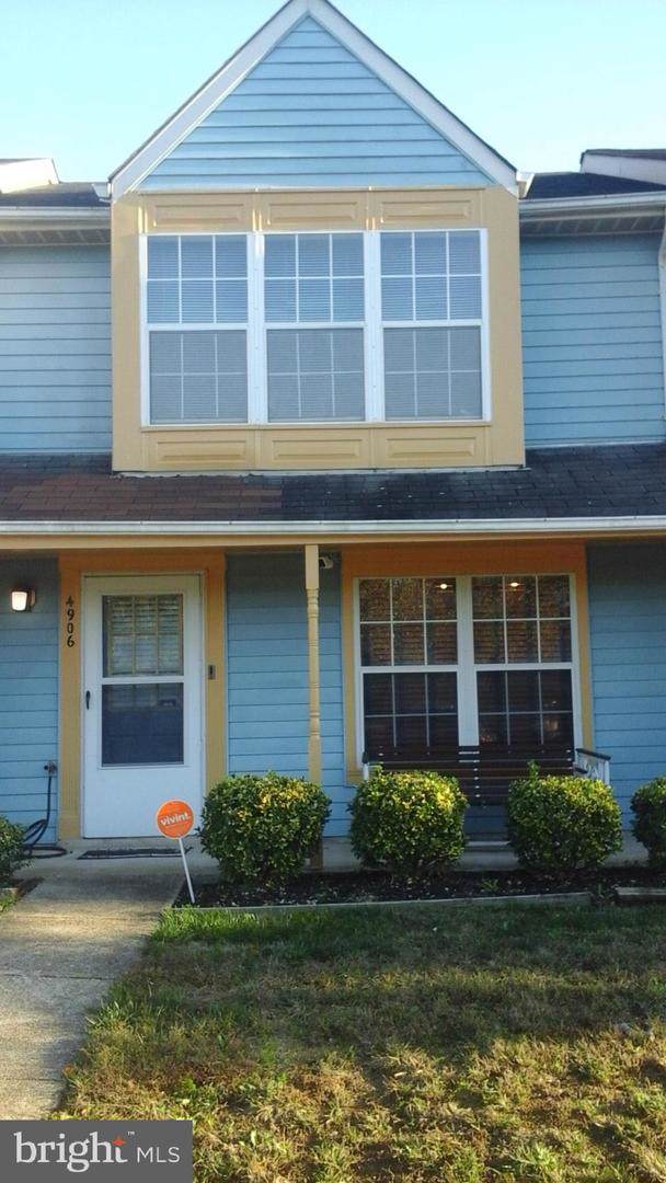 4906 Marlborough Grove - Photo 1