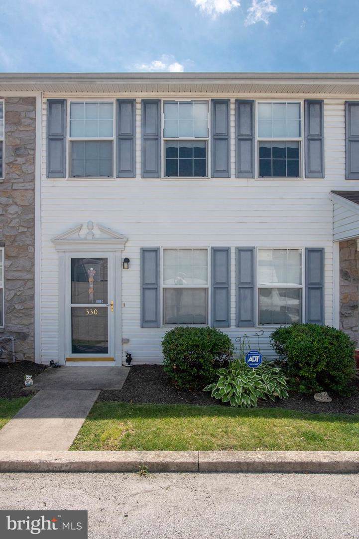 330 Cherry Street - Photo 1