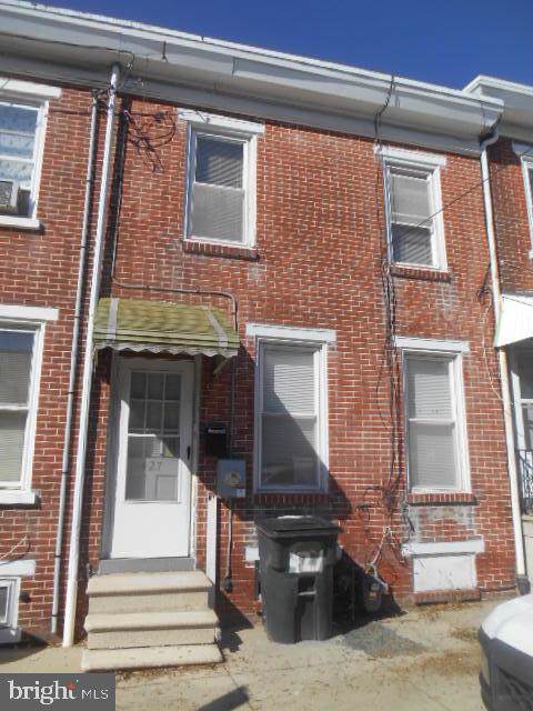 427 Jackson St - Photo 1
