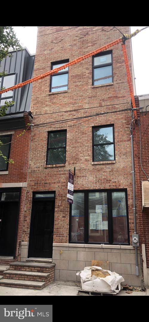 2006 Saint Albans Street - Photo 1
