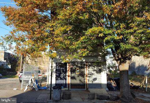 1619 Margaret Street - Photo 1