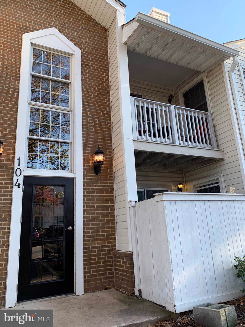 104 Westwick Court - Photo 1