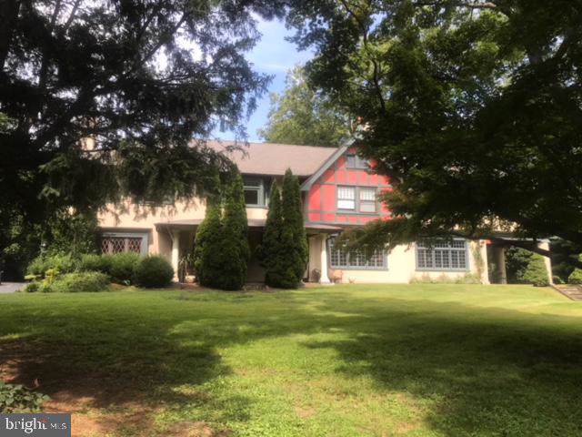 11 Fairview Drive - Photo 1