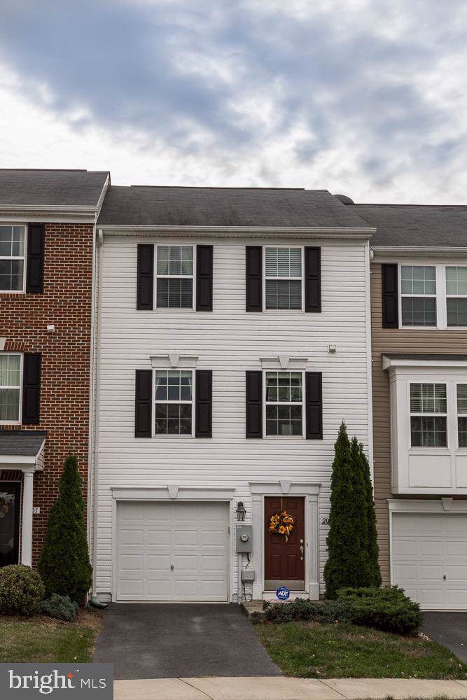 203 Monticello Square - Photo 1