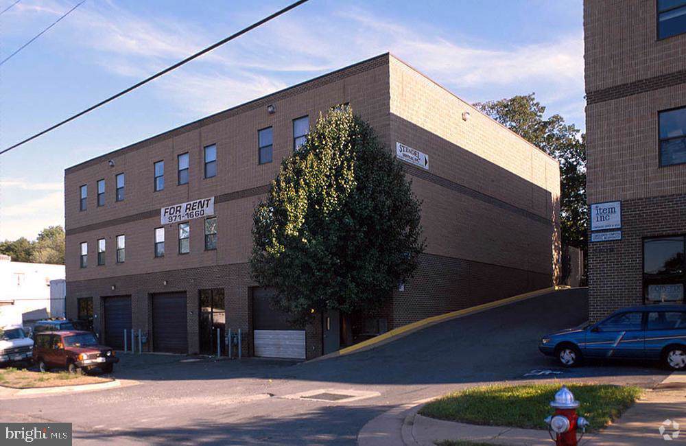 5505 Vine Street - Photo 1