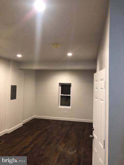 855 Locust Avenue - Photo 1