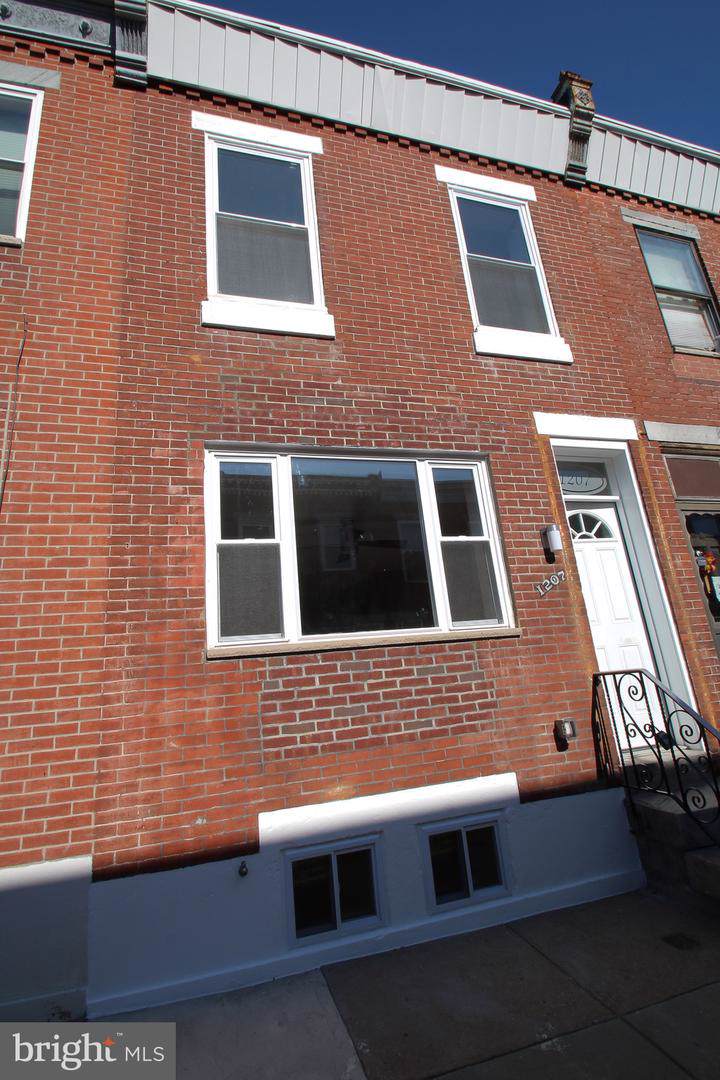 1207 Tree Street - Photo 1