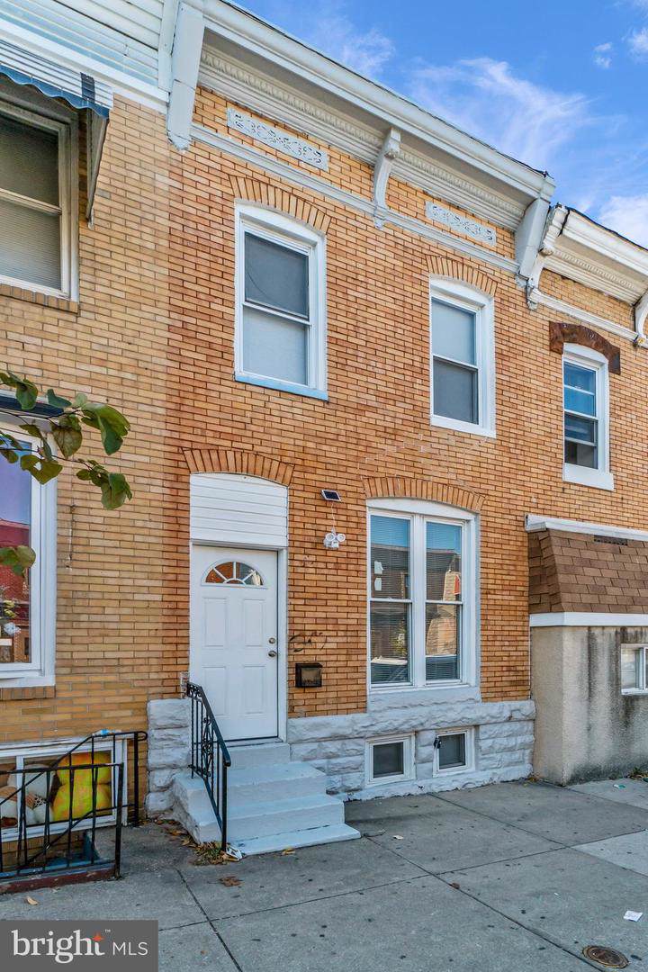 30 Clinton Street - Photo 1