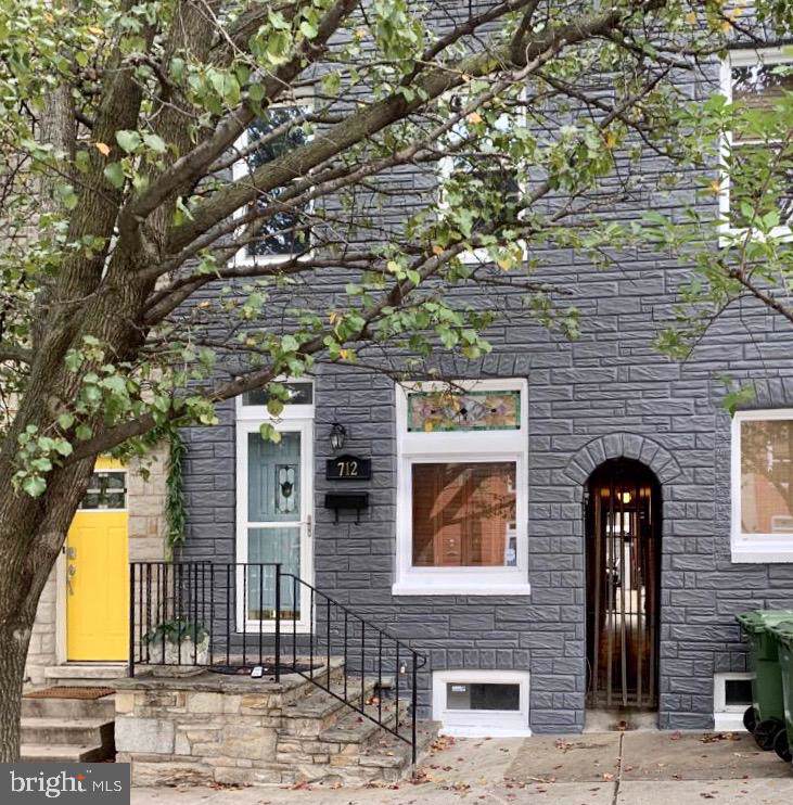 712 Milton Avenue - Photo 1
