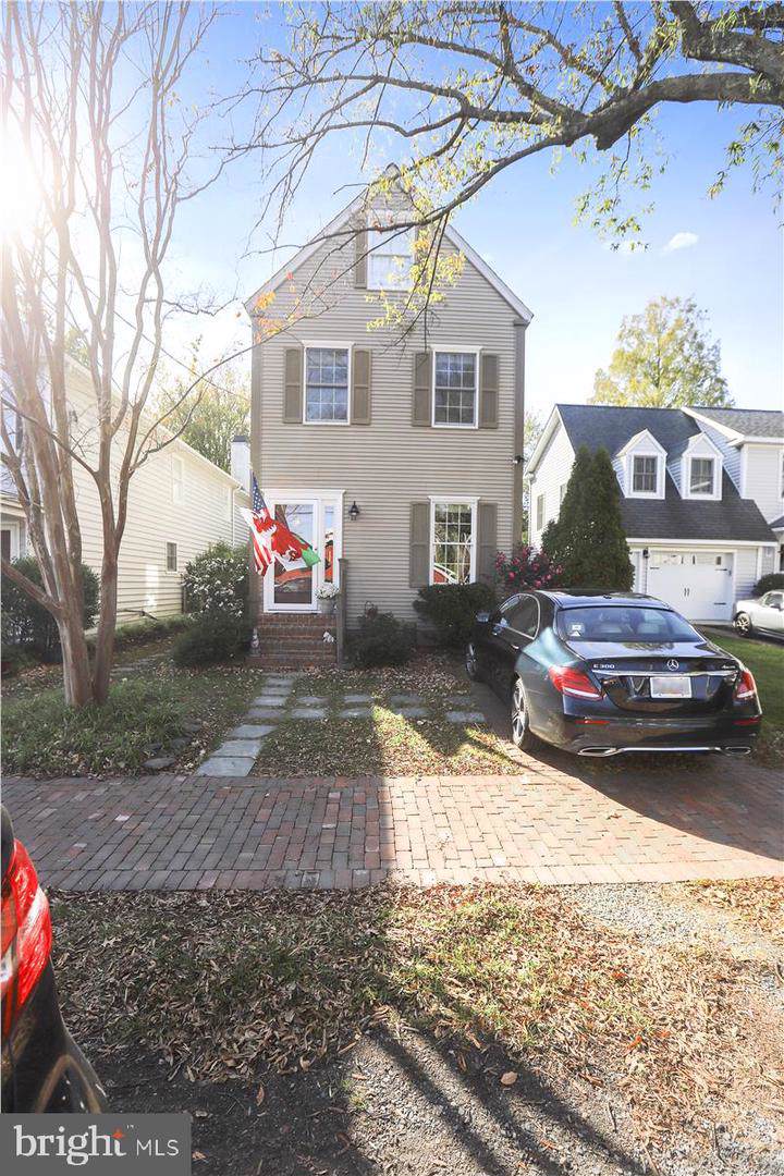 404 Morris Street - Photo 1