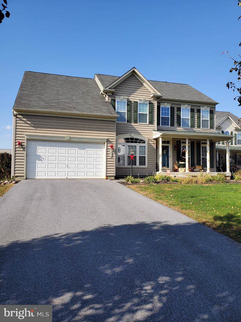 201 Princess Caroline Court - Photo 1